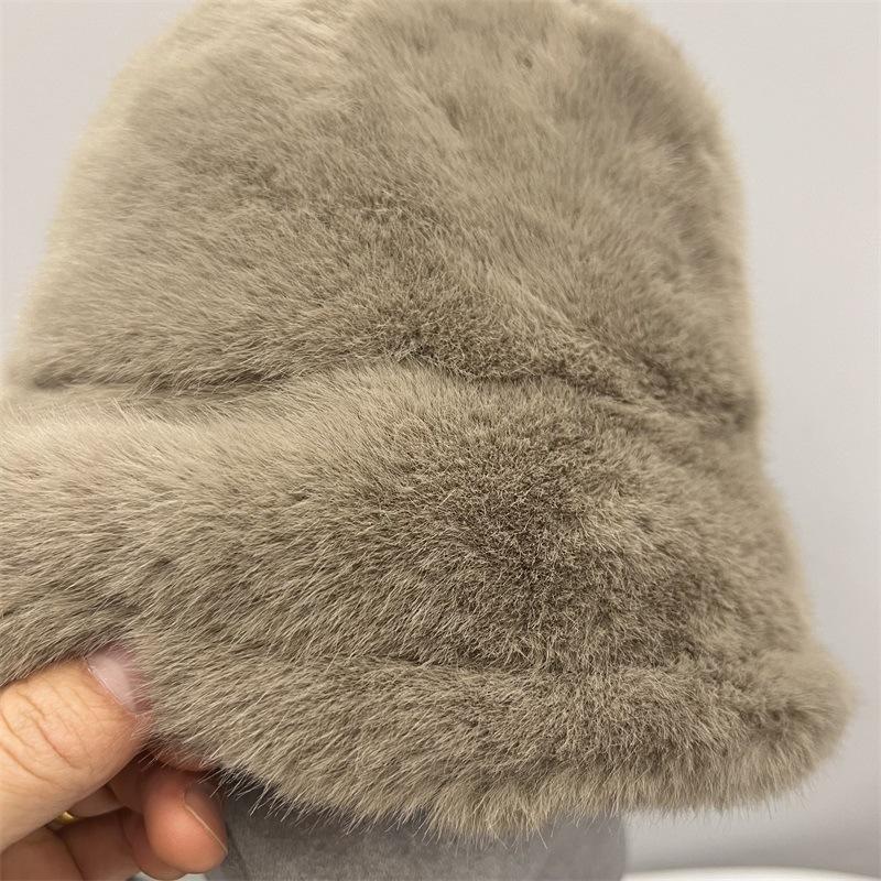Winter new thickened imitation rabbit fur plush bucket hat women's northern outdoor cold protection ear cover hat tide