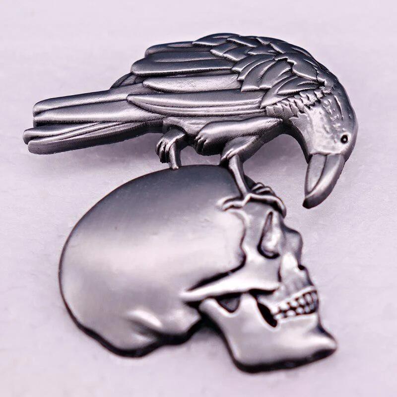 Embossed Raven Skull Enamel Pin Brooches Badges Halloween Horror Jewelry Accessories Gifts. as the picture