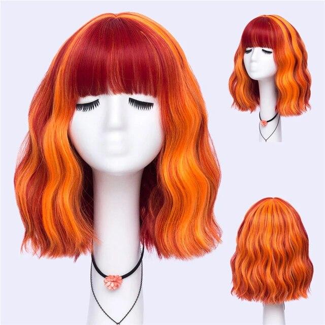 Kurze lockige blaue Bobo-Synthetik-Cosplay-Perücken für Frauen, Orange, Rot, Grün, natürliches hitzebeständiges Haar mit Pony für Mädchen