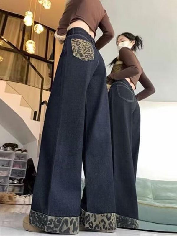 Plus Size Leopard Print Cuffed Jeans for Women - 2025 Spring Collection, Straight Wide-Leg, Trendy Retro Style.