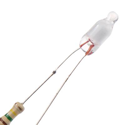 20 Stück grüne Anzeige F4 Neonlicht mit Widerstand verbunden mit 4 x 10 mm Glimmlampe