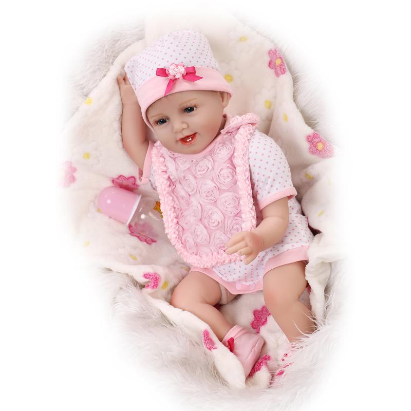 Realistic Soft Rubber Baby Doll Model - Cute Girl Gift for Role-playing 55 cm