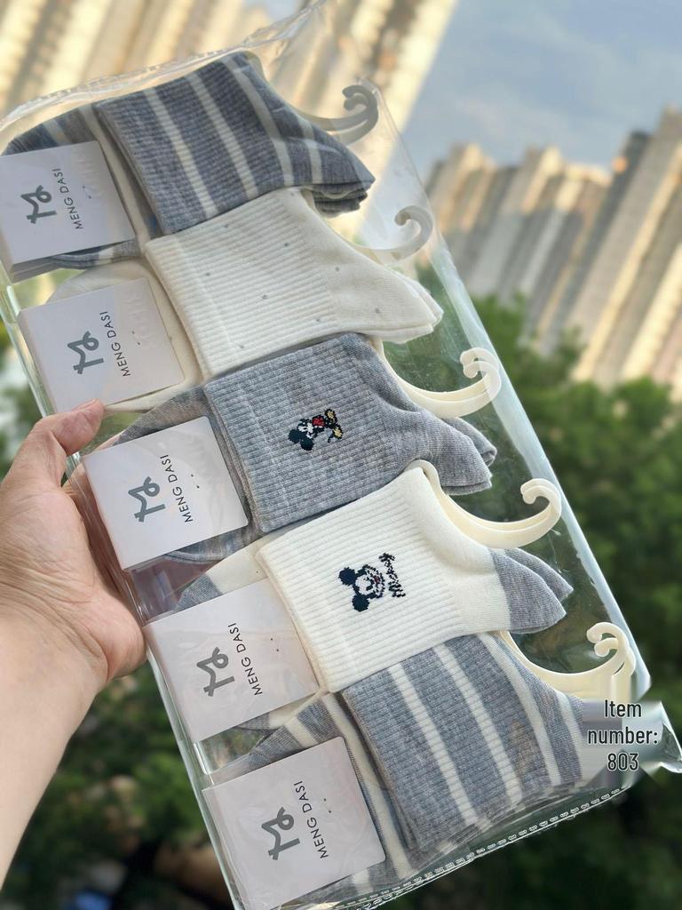 Autumn/Winter 10-Pack Women's Mid-Calf Cartoon Socks - Cute, Comfortable, Fashionable, College Style Cotton Sports Socks