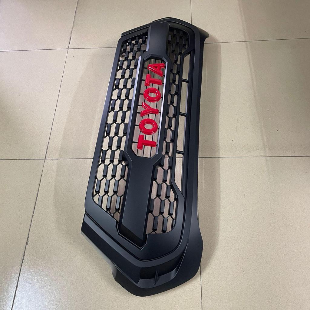 Front Grille Mesh Mod for Toyota Hilux TOYOAO REVO Model