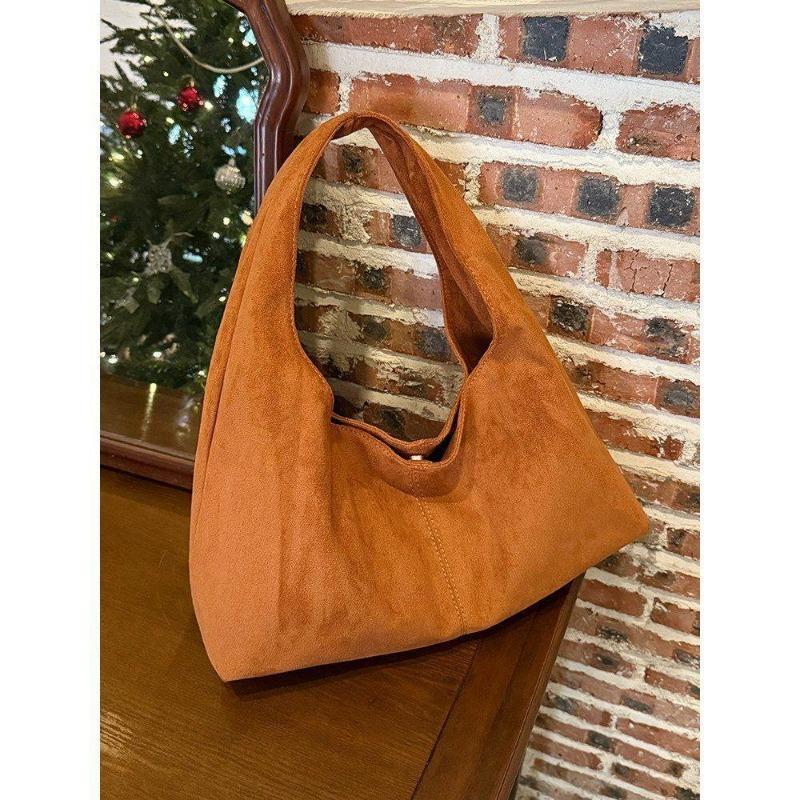 Tote Bag Women's Large Capacity Commuter Shoulder Bag with High-end Style and Versatile Design for The Underarm Area