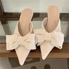 2026 Frühling Herbst Elegante Designer Großer Schmetterlingsknoten Mules Damenschuhe Spitze Stripper Quadratischer Absatz Damenschuh