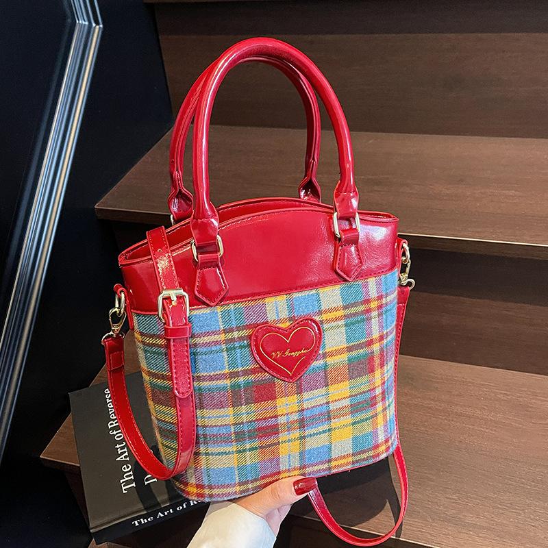 Leather Bag Women's Red Checked Stitching Pu Leather Shoulder Bags Fashion Literary Versatile Messenger Bag Casual Bucket Bag