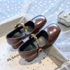 Dziecięce buty księżniczki na wysokim obcasie2026Nowe skórzane buty dziecięce na wiosnę i jesień dla małych dziewczynek, modne buty wizytowe Mary Jane