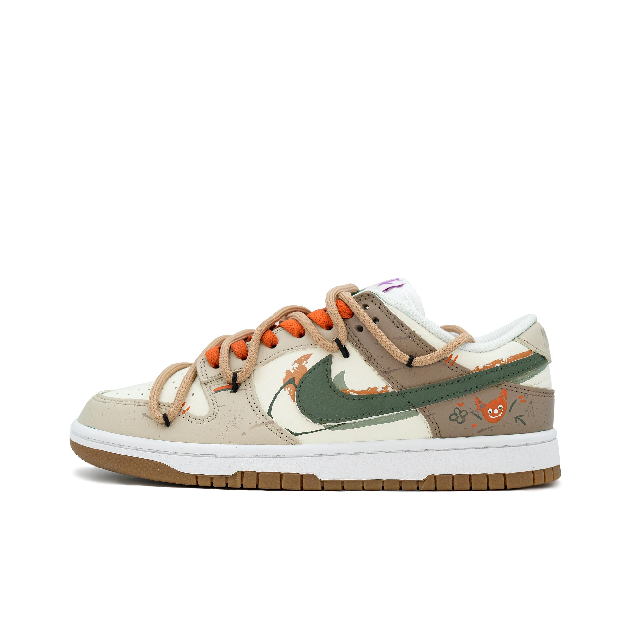 

Nike Dunk Skateboarding Shoes Women