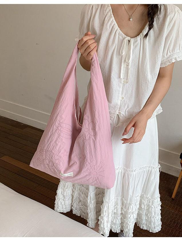 Korean Style Embroidered Floral Fabric Shoulder Bag - Large Capacity for Women