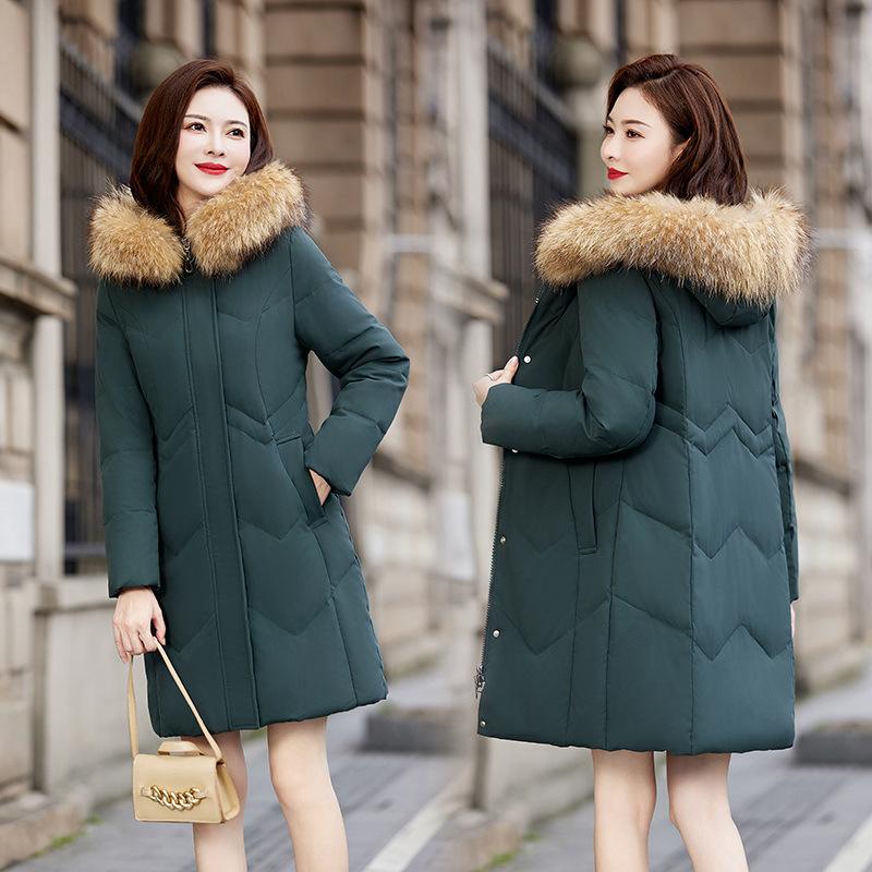 Пуховик женский зимний новый корейский стиль средней длины с большим меховым воротником — фото 4