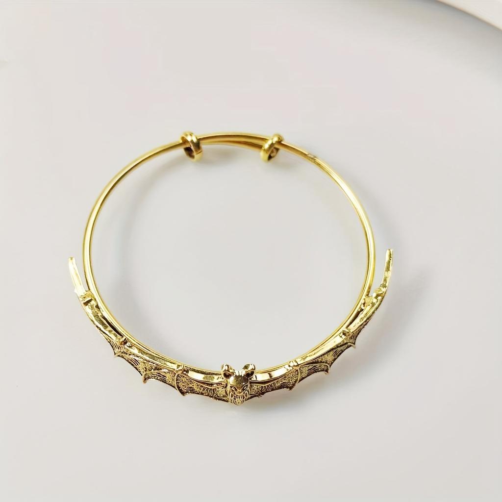 Gothic Personality Creative Bat Bracelet Ladies Punk Retro Bracelet Jewelry Couple Bracelet