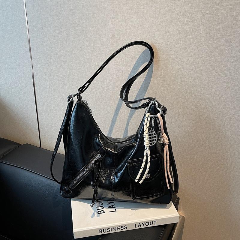 Large-capacity bag women's new niche commuter tote bag single shoulder high-end multi-functional backpack