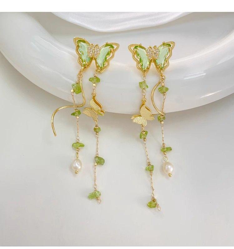 

Серьги-подвески из цинкового сплава с иглами-бабочками, цирконом, длинной кисточкой и жемчугом для женщин, новая модная модель, легкая роскошь, циркон с высоким чувством