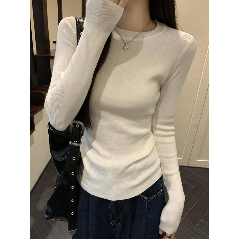 Slim-fit crew neck basic knitted bottoming shirt women's spring simple and versatile long-sleeved inner top sweater