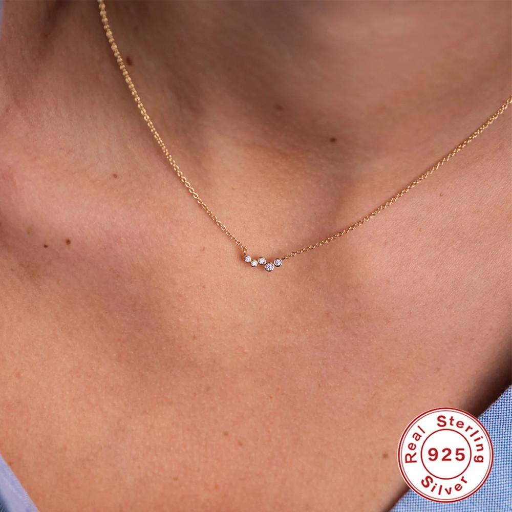 Fashion S925 Sterling Silver Wind 5 Cluster Round Geometric Diamond Women'S Clavicle Necklace