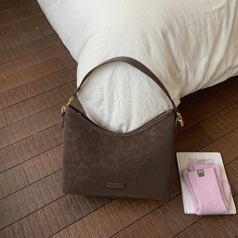 Retro handbag bag women's autumn and winter 2025 new niche design messenger bag casual one shoulder underarm dumpling bag