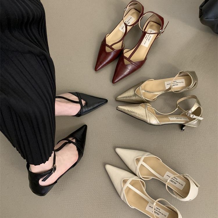 2025 new celebrity temperament versatile commuter work shoes French sense gold hollow single shoes women's shoes