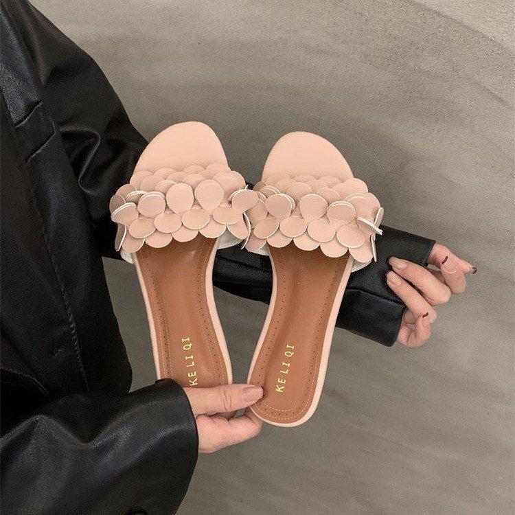 

Soft leather version~ Slippers with skirts for women s summer wear fashionable small fragrant white comfortable flat-bottomed open-toed slippers 39 рожевий