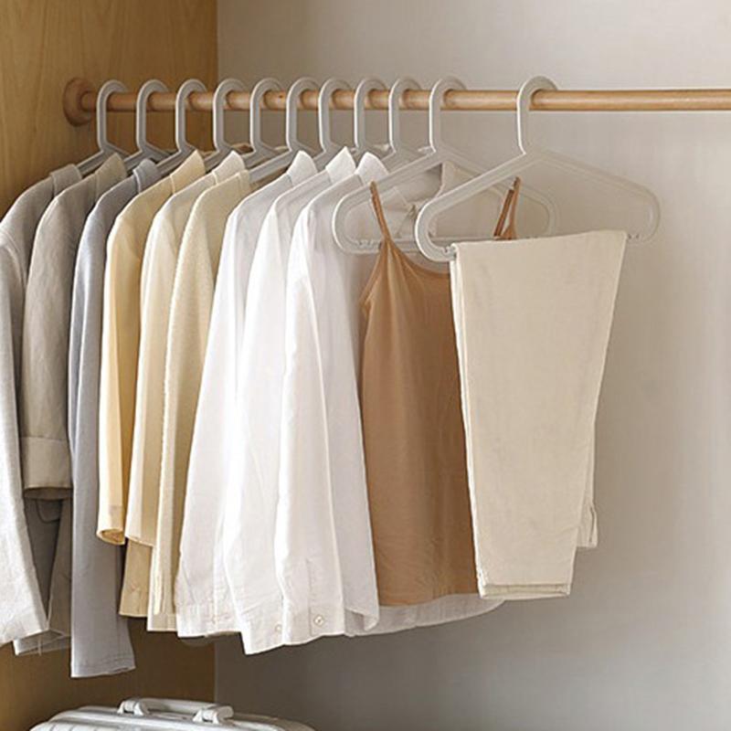 Multi-Purpose Non-Slip Plastic Clothes Hanger for Wardrobe Organization