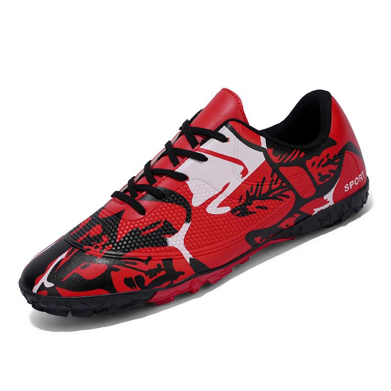 New Anti-Slip Spiked Soccer Boots Professional Sports Training Sneakers Low Top Youth Sneakers