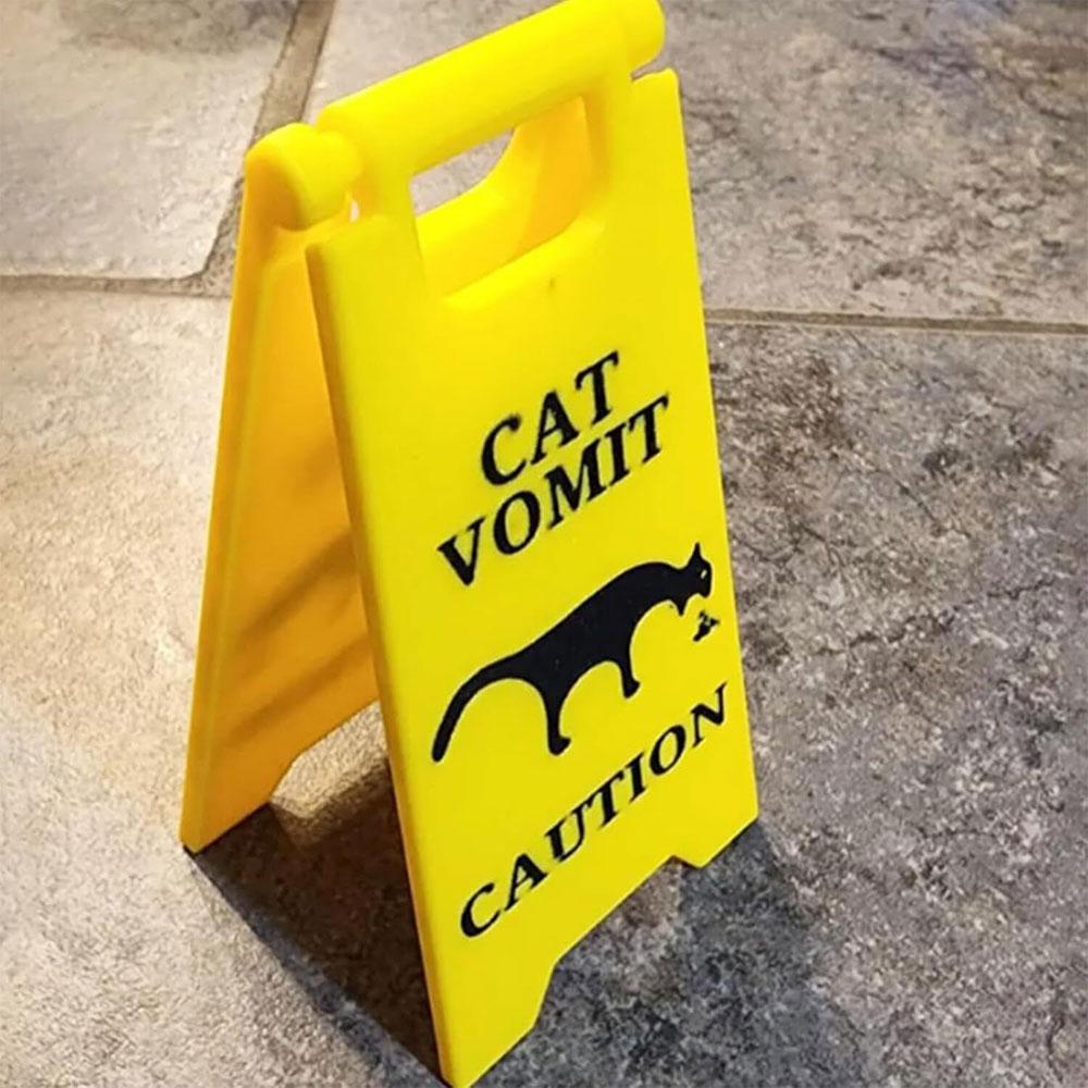 2pcs New Funny Cat Vomit Sign Bright Yellow Gift Dog Vomit Sign Yard Signs