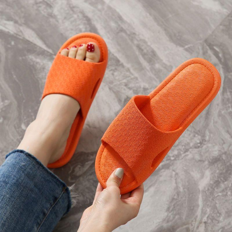 Сандалии и тапочки для женщин — фото 5