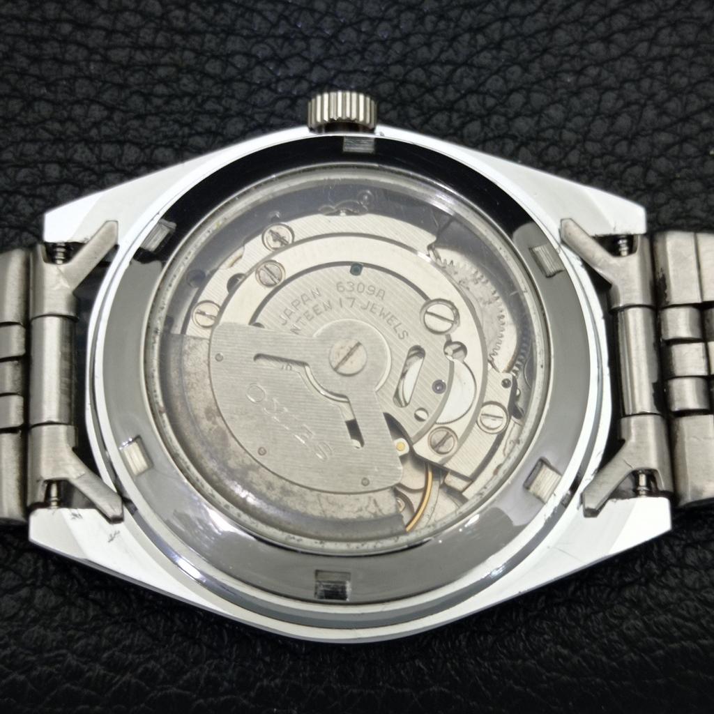 VINTAGE SEIKO 5 AUTOMATIC REFURBISHED JAPAN MENS BLUE COLOR DIAL WATCH a440637-9 Sk-a440637-1