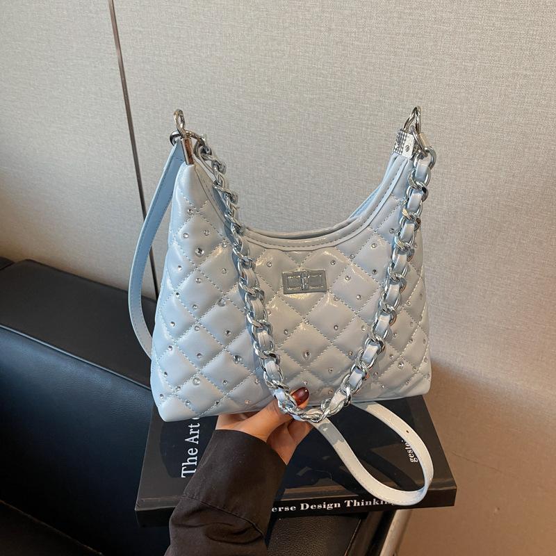 

Высококлассная модная сумка-цепочка с бриллиантами, женская 2025, новая нишевая сумка под мышкой, универсальная на плечо, сумка-мессенджер синий