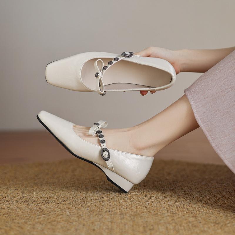New Women's Flat Shoes Casual Solid Color Women's Single Shoes Rubber Soft Sole Square Head Four Seasons Wear Leather Shoes Low Heel Foot