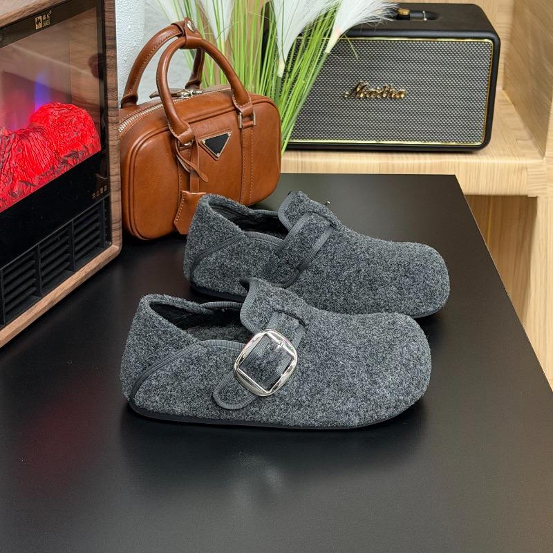 Woolen thick-soled snow boots for women's winter new inner height increase, piled and thickened one-pedal thermal cotton shoes