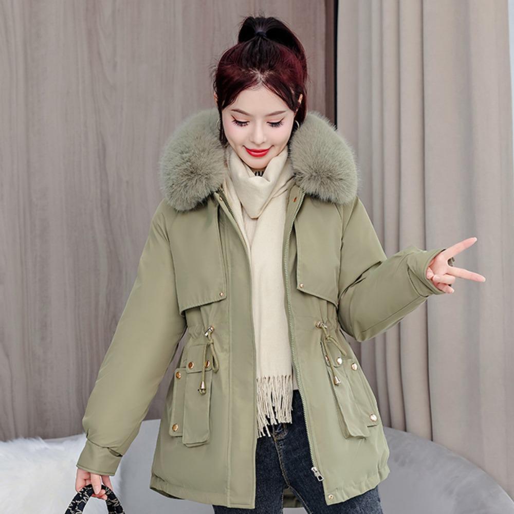 This is a Korean-style Pai winter version of a slimming and elegant cotton-padded jacket with thick fleece and warmth