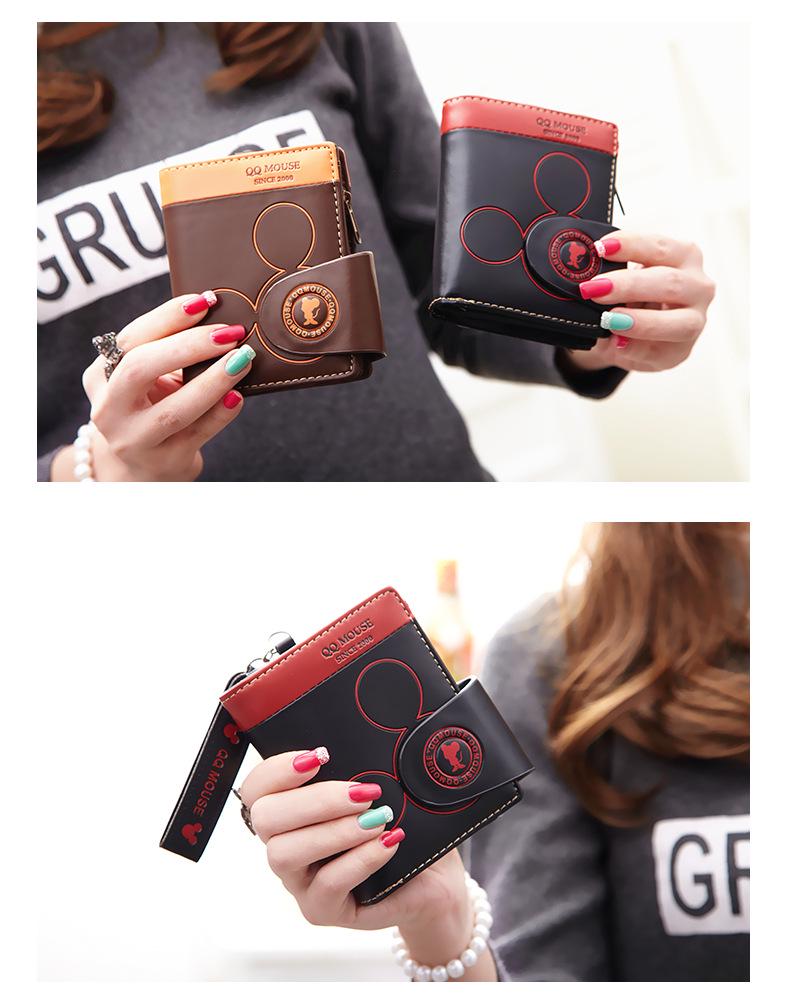 Trendy Women's Short Wallet: Cartoon Zipper Wristlet & Coin Purse