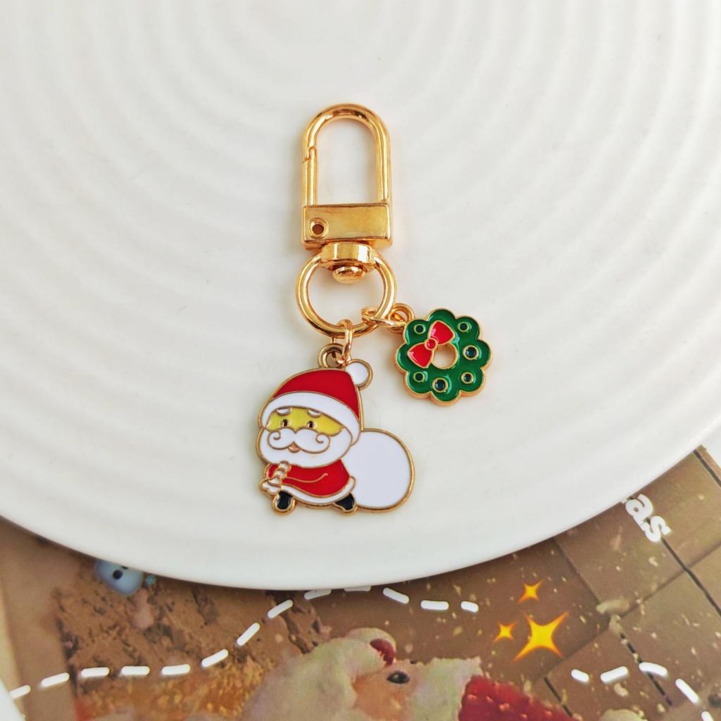 Festive Christmas Keychain: Metal Tree, Snowman & Santa Bag Charm – Stylish Small Gift