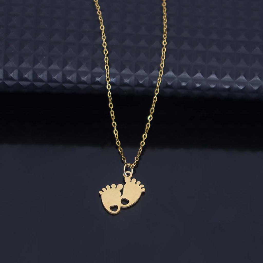 Stylish Stainless Steel Footprint Pendant Necklace for Women - Simple and Versatile Clavicle Accessory