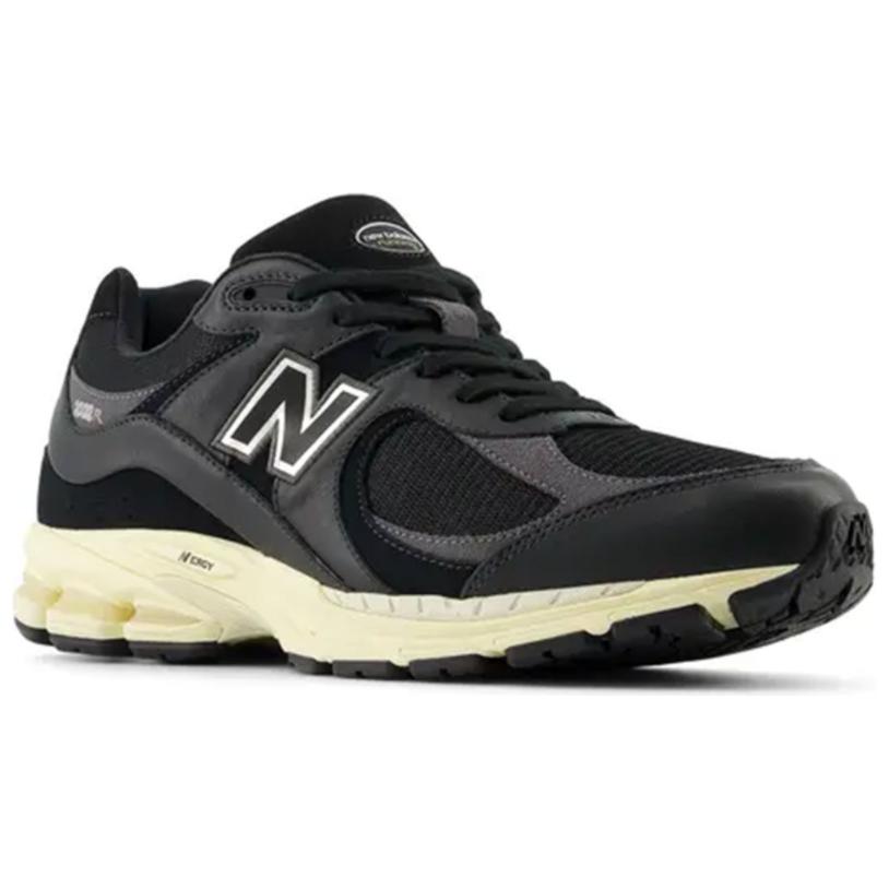 New New Balance 2002R Black Vintage M2002RIB