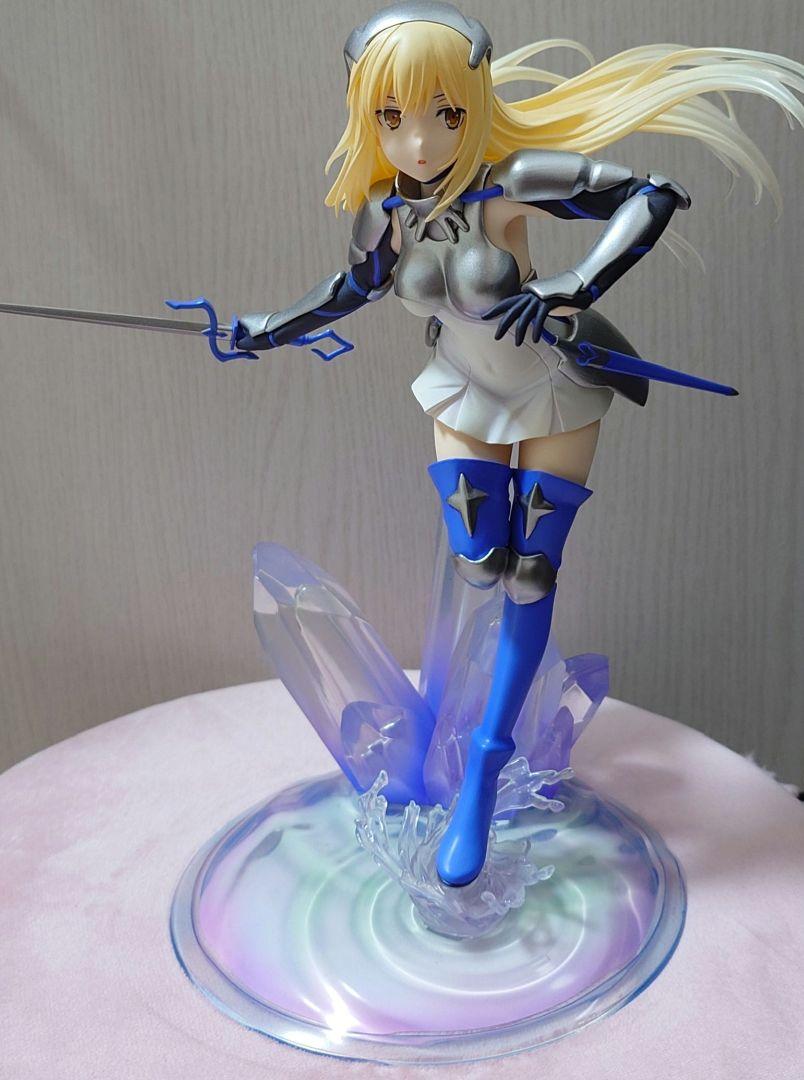 

[USED] DanMachi Eyes Figure