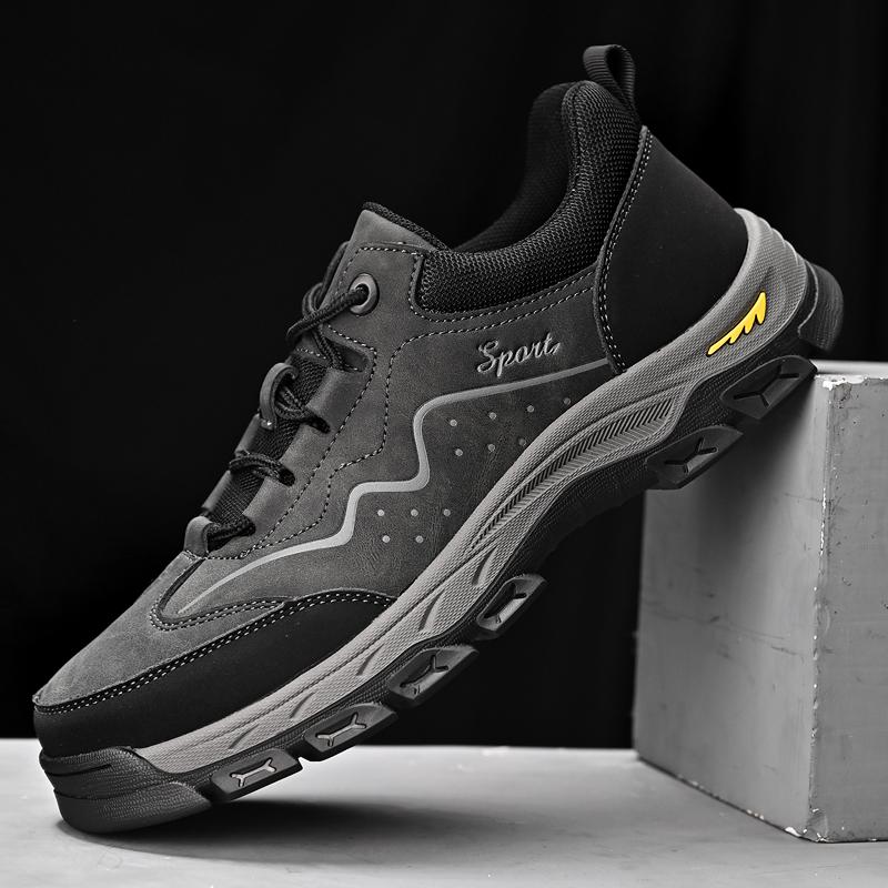 FashionHandmade Leather Men Casual Sneakers Vintage Style Male Outdoor Shoes Non-Slip Travel Treking Footwear Leisure Walk Hiking Shoes