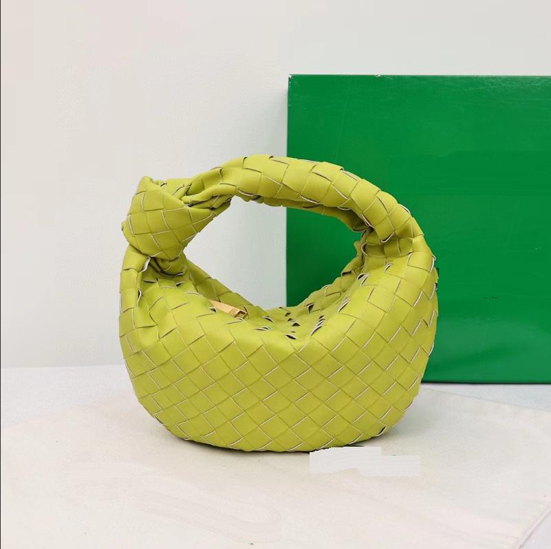 New Woven BV Hornbag Knot Handbag Compact And Lightweight Available In Large Sizes