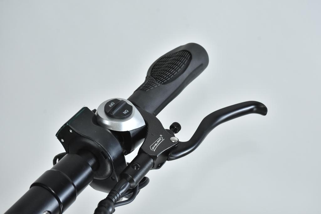 Boyueda Hulajnoga Elektryczna S3-11, 38Ah 6000W 60V Maksymalna Prędkość 85-95km/h Hamulec Olejowy 11 Calowa Hulajnoga Elektryczna 200Kg Maksymalne Obciążenie 100Km Zasięg