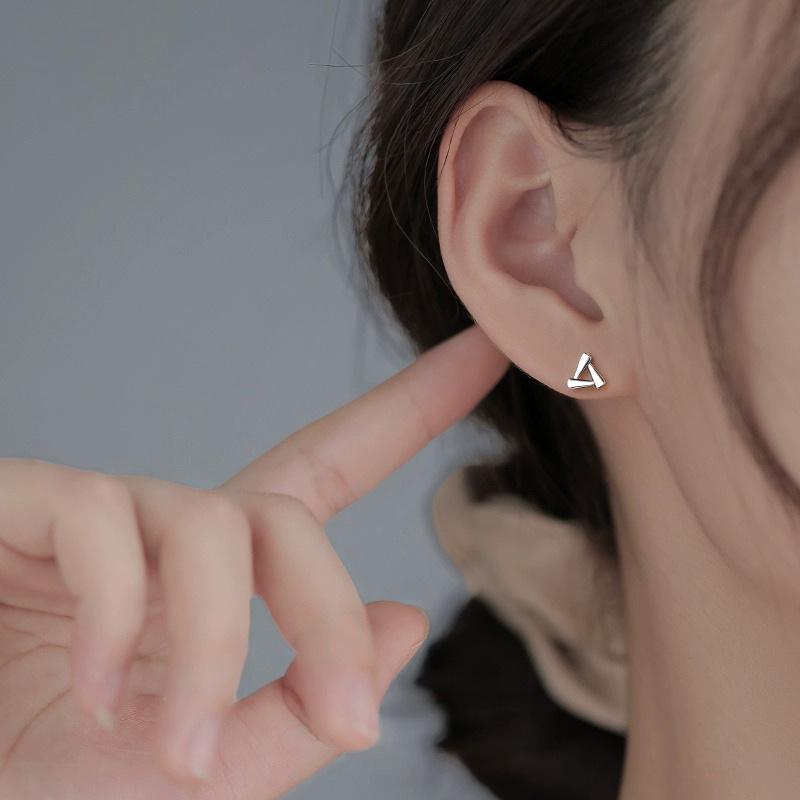 Geometric Rotating Stud Earrings New Niche Design Temperament Ear Jewelry Winter