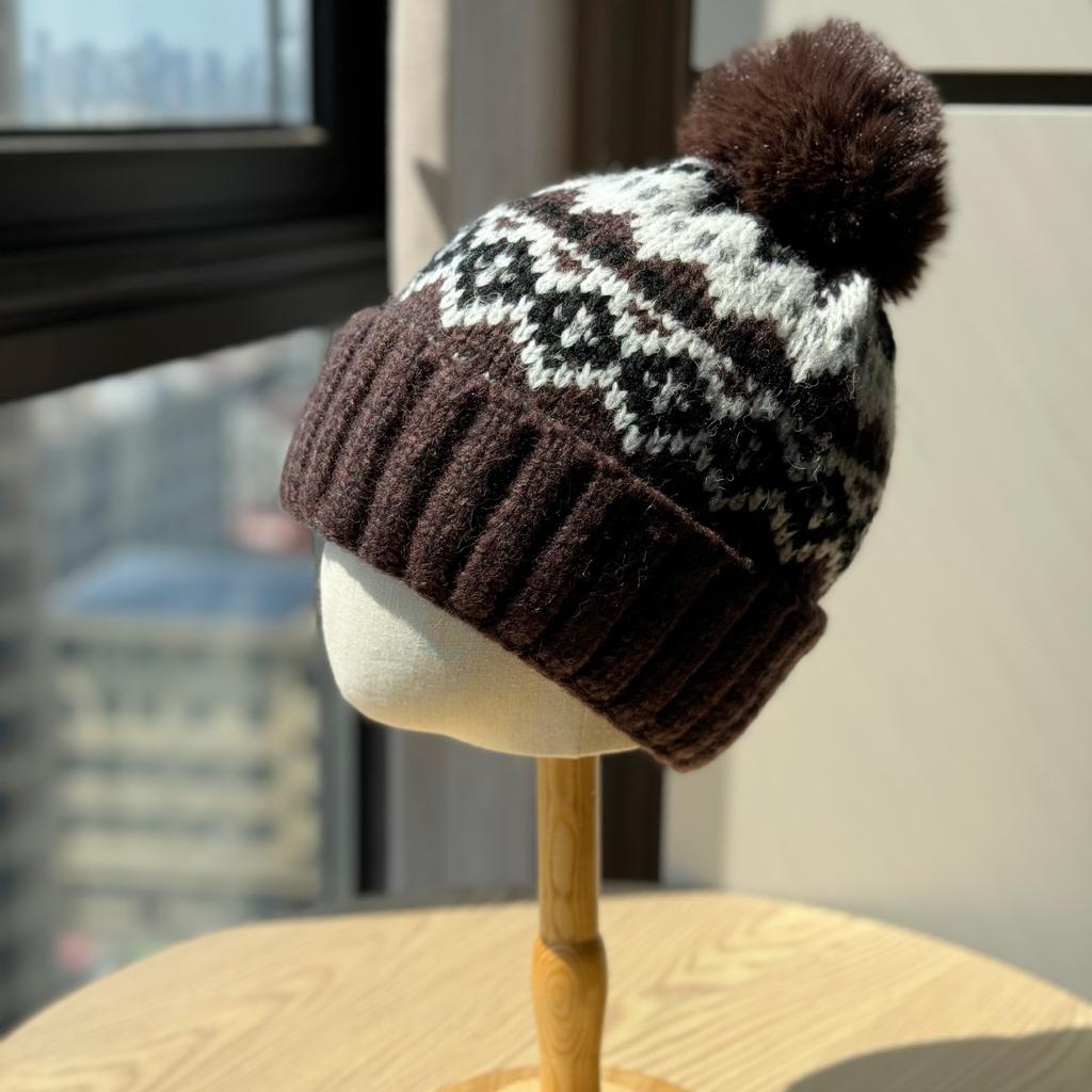 Fair Isle Christmas Woolen Hat for Women Winter Warm and Cute Fur Ball Ear Protection Hat Cold Hat Trend