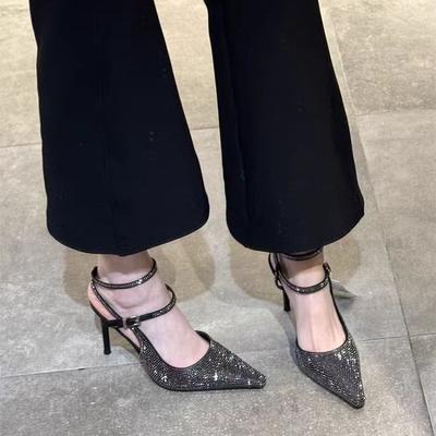 Mode Baotou Ein-Wort Schnalle Gürtel Strass Sandalen Damen Sommer Neu Spitz Zehen Flacher Ausschnitt Stiletto Temperament Hohe Absätze