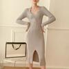 Elegantní Office Lady Bodycon Pletené šaty Ženy Sexy vlnité Společenské šaty s výstřihem do V Podzim Zima Slim Fit Šaty pod kolena s dlouhým rukávem