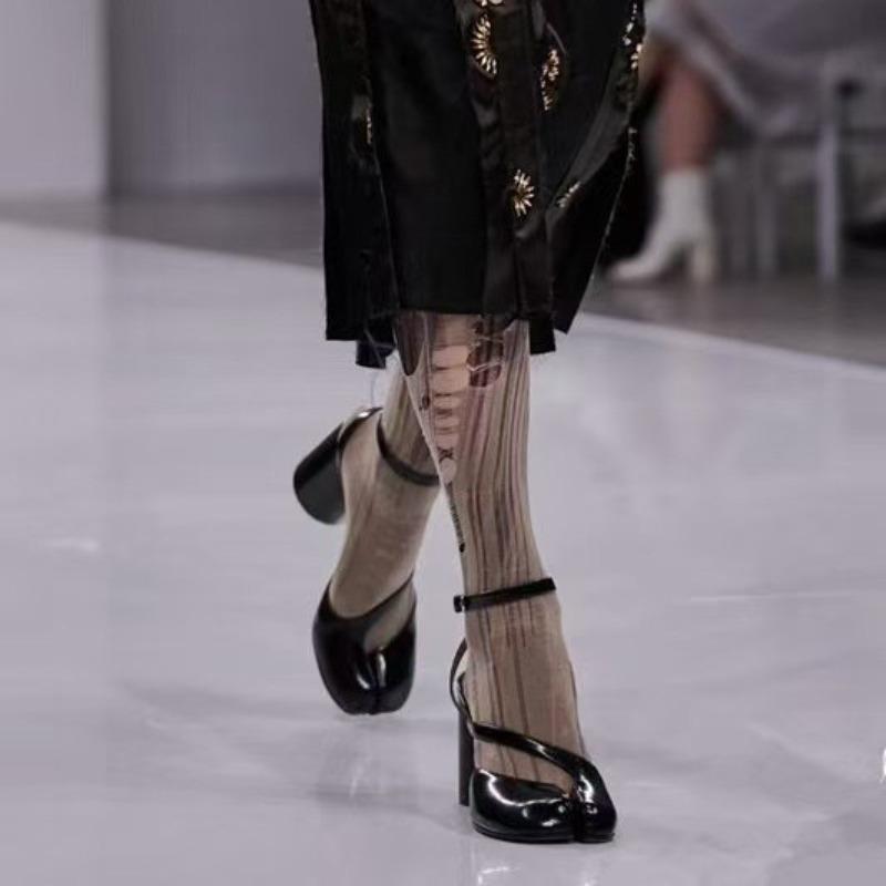 Fashion New Product Sub-toe Light Mouth Single Shoes High Heel Thick Heel Roman Sandals Large Size White Black