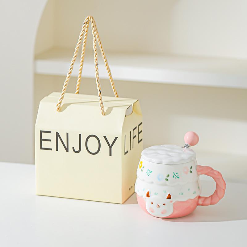 Lamb cup girl gives girlfriend high-value birthday gift, student cute and cute practical small gift girl