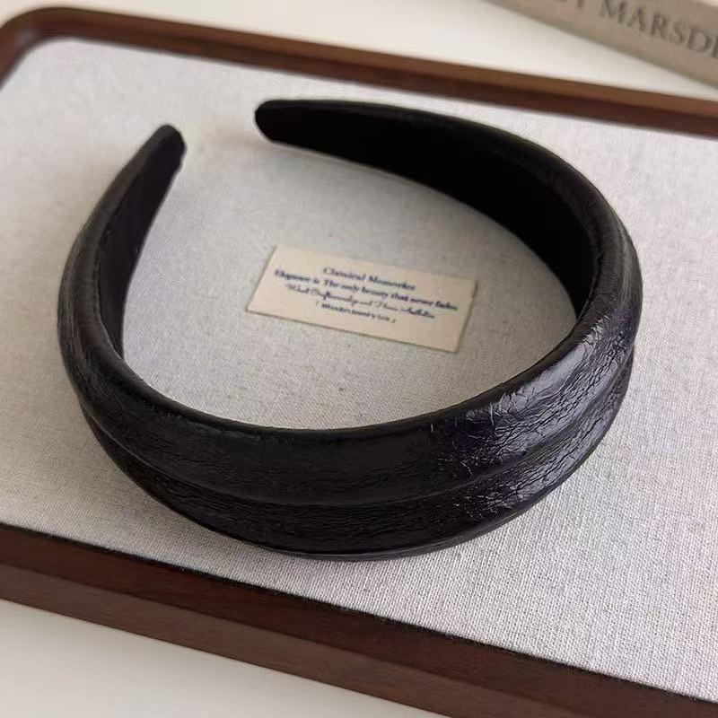 

25 Y2K Retro Korean High-End Glossy Solid Color PU Textured Headband