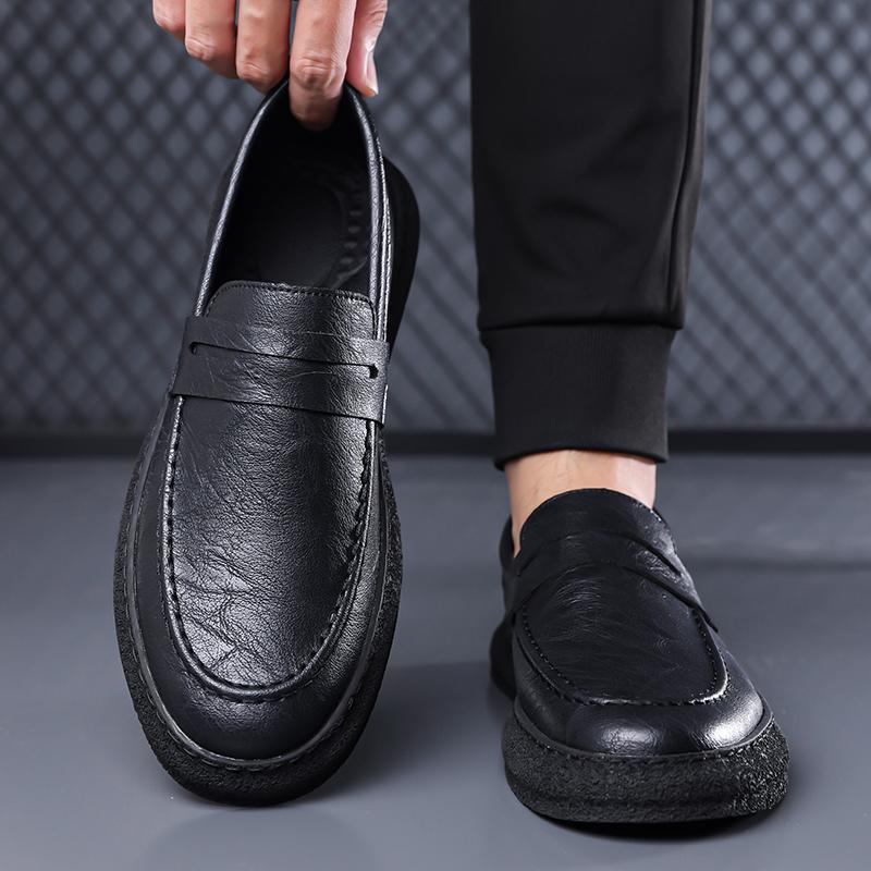 Fashion 2025 New Men's Casual Leather Loafers Outdoor Slip-On Breathable Business Soft Bottom Shoes Lightweight Non-Slip Driving Shoes
