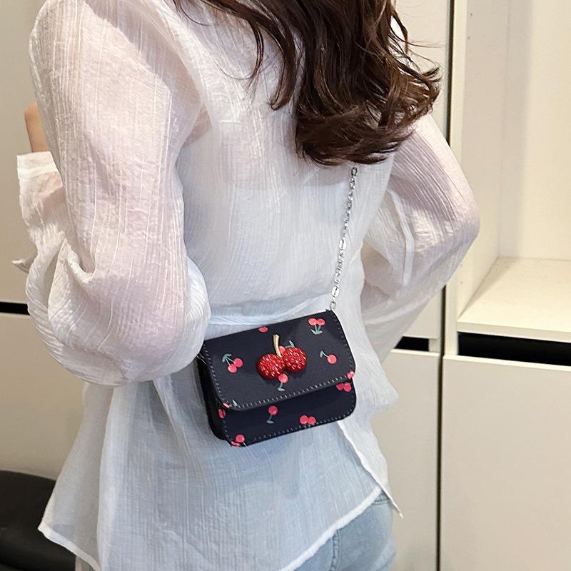 Cute and Beautiful Cherry Trend Chain Fashion Shoulder Bag Versatile Sweet Exquisite Temperament New Messenger Bag