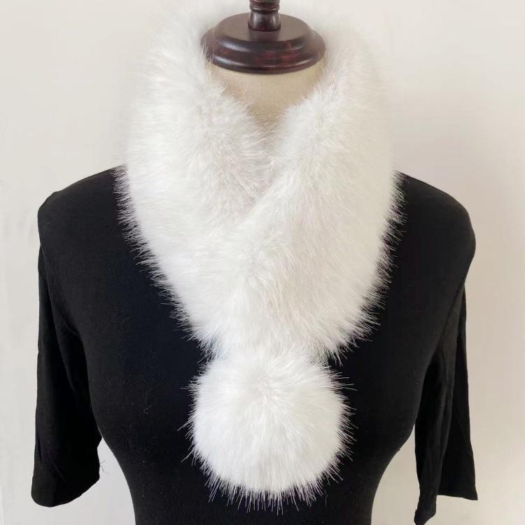 Damen Winterschal: Dicker, warmer Kragen aus Kunstfuchspelz für einen High-End-Look